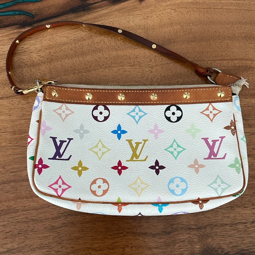 Multi-colored Louis Vuitton pochette in excellent condition. - Picture 1 of 4